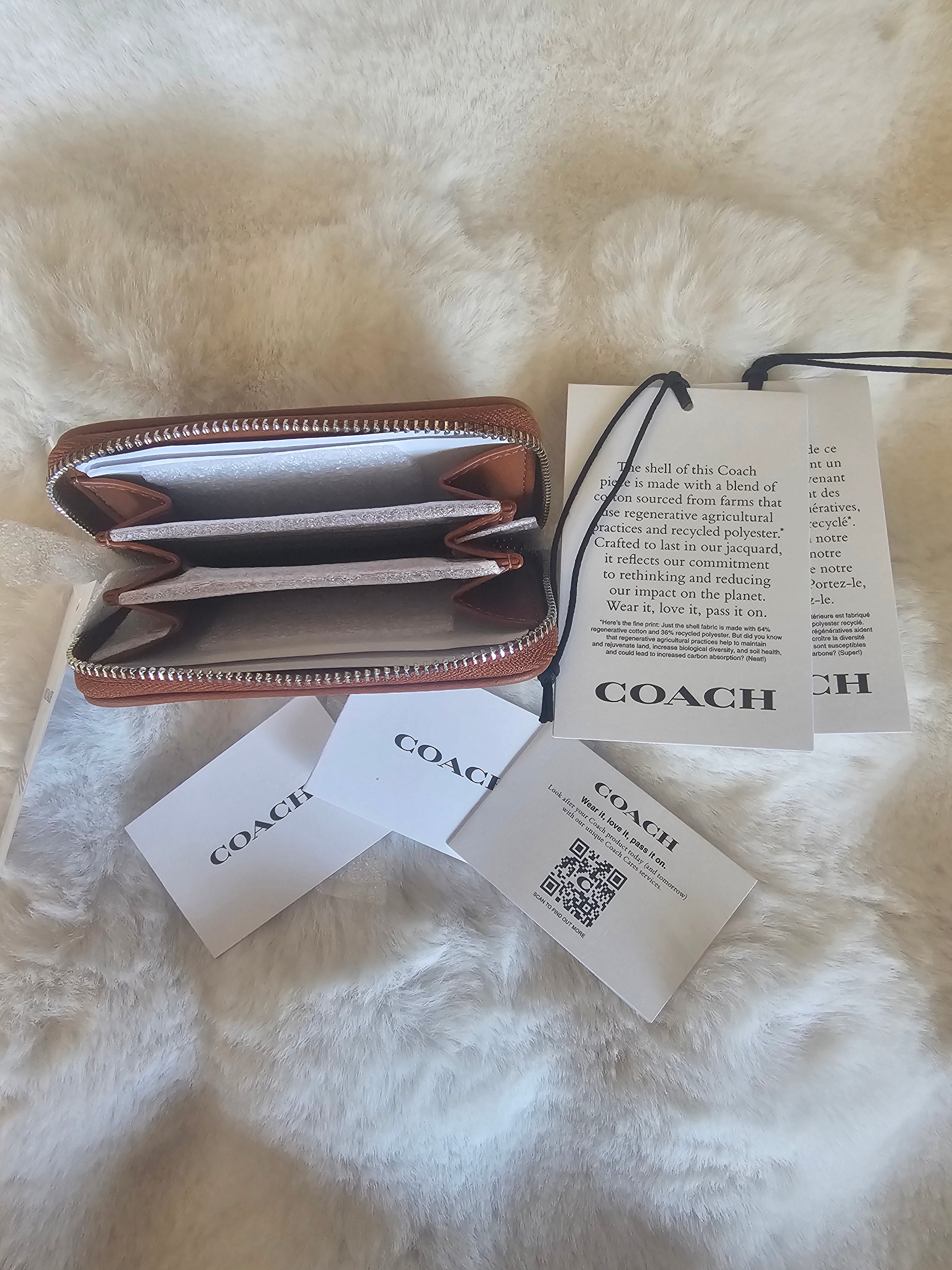 Coach NWT Signature Jacquard Crystal Zip Around Wallet