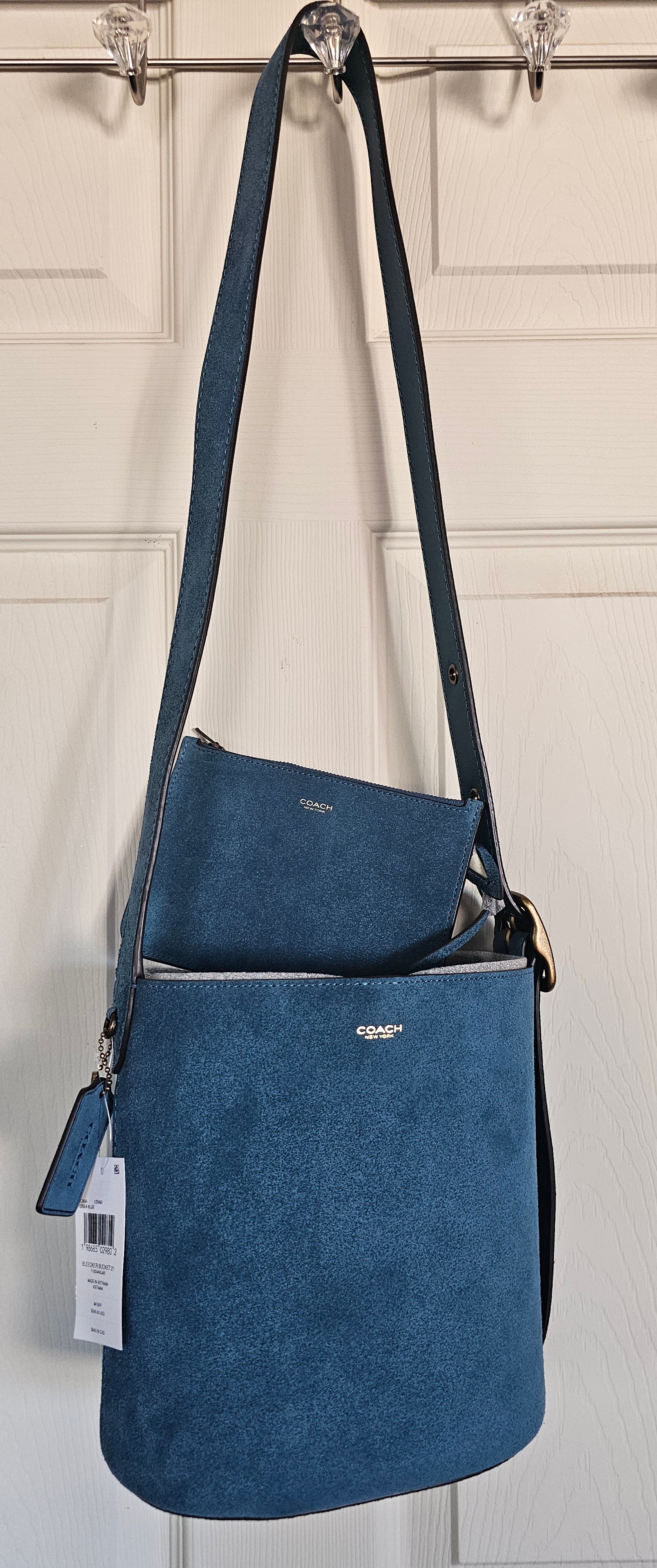 Coach NWT Bleeker Bucket 21 Bag With Wristlet