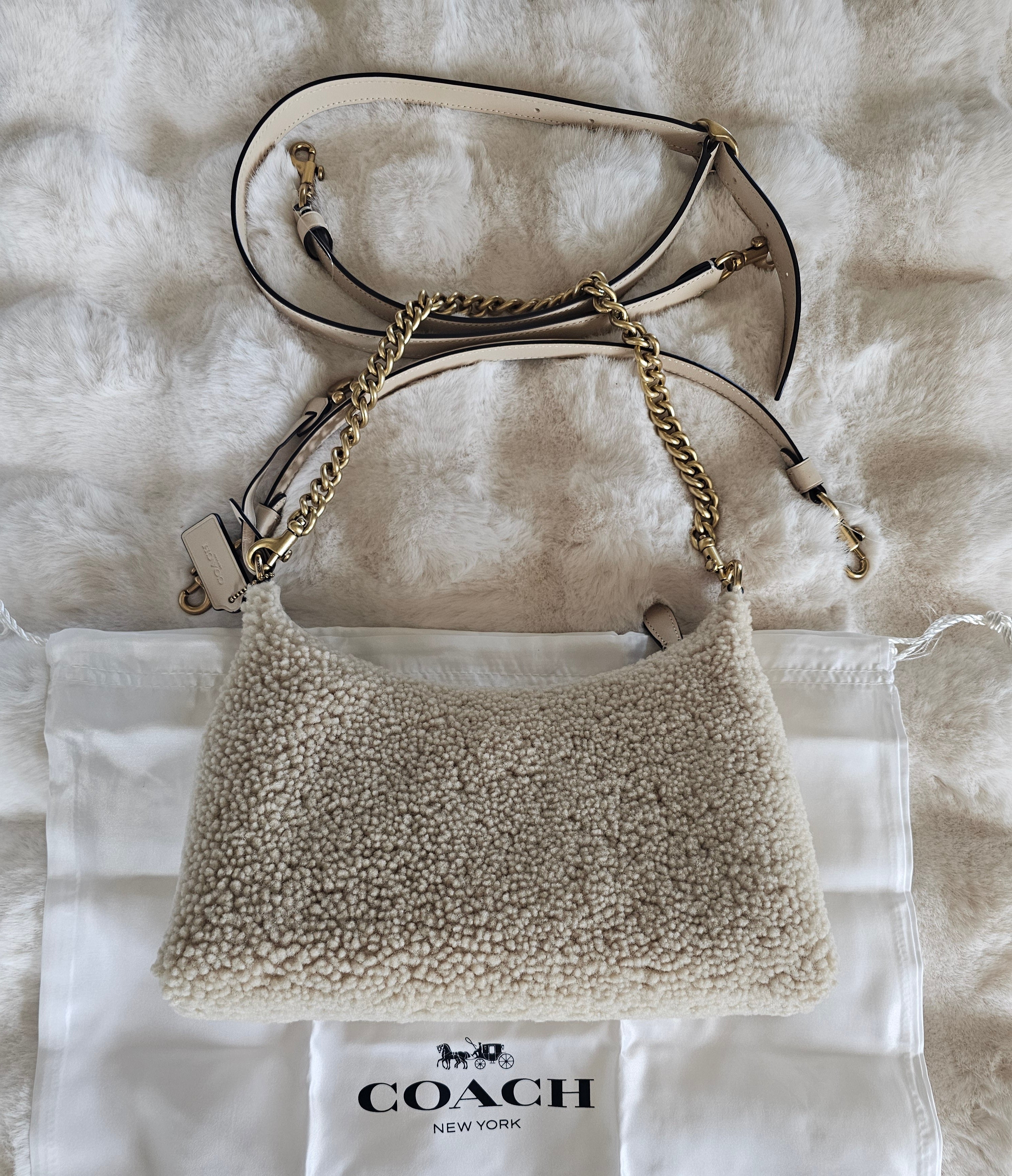 Coach NWT Juliet 25 Shoulder Bag in Cream Shearling
