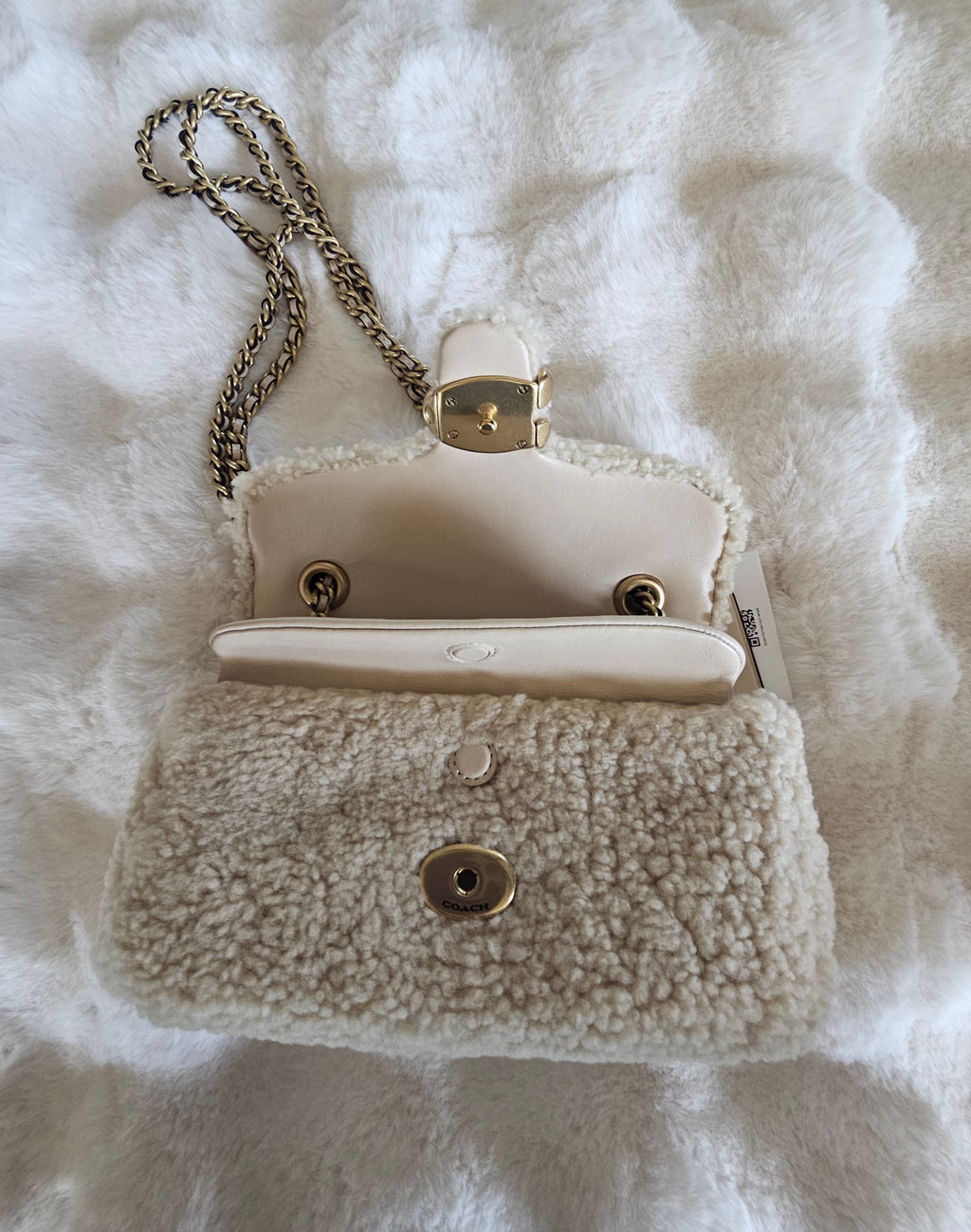 Coach NWT Tabby 20 Shoulder Bag in Cream Shearling