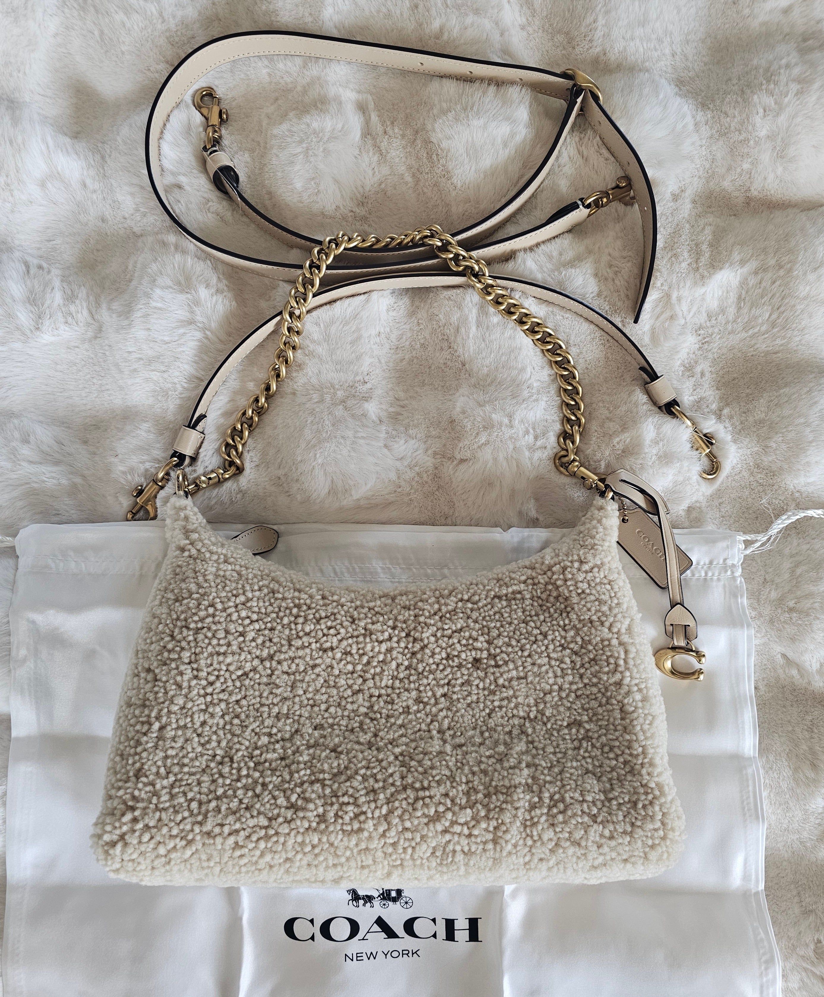 Coach NWT Juliet 25 Shoulder Bag in Cream Shearling
