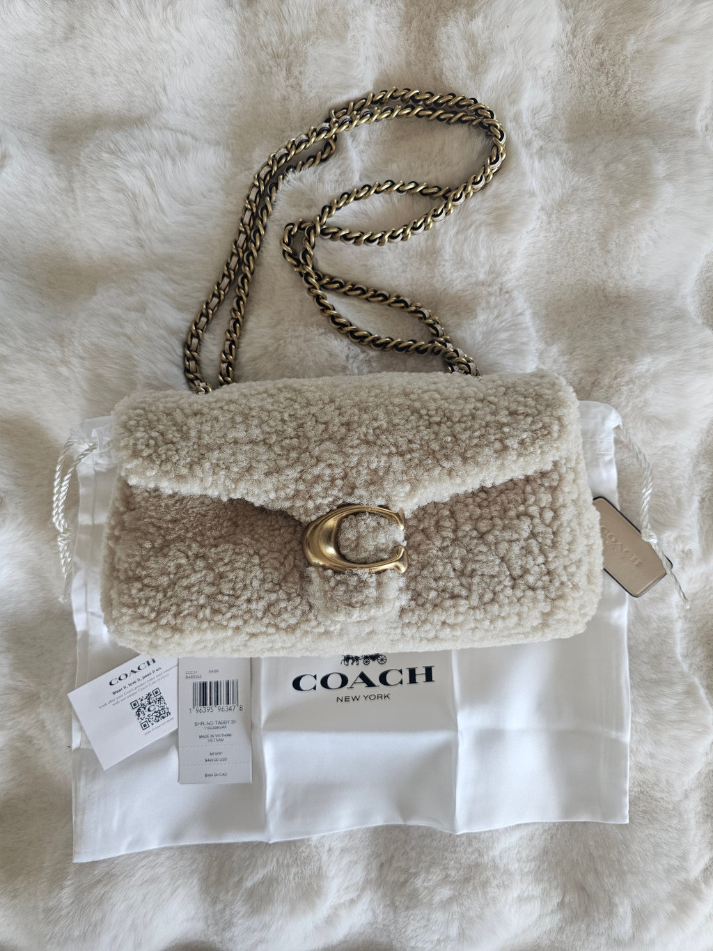 Coach NWT Tabby 20 Shoulder Bag in Cream Shearling